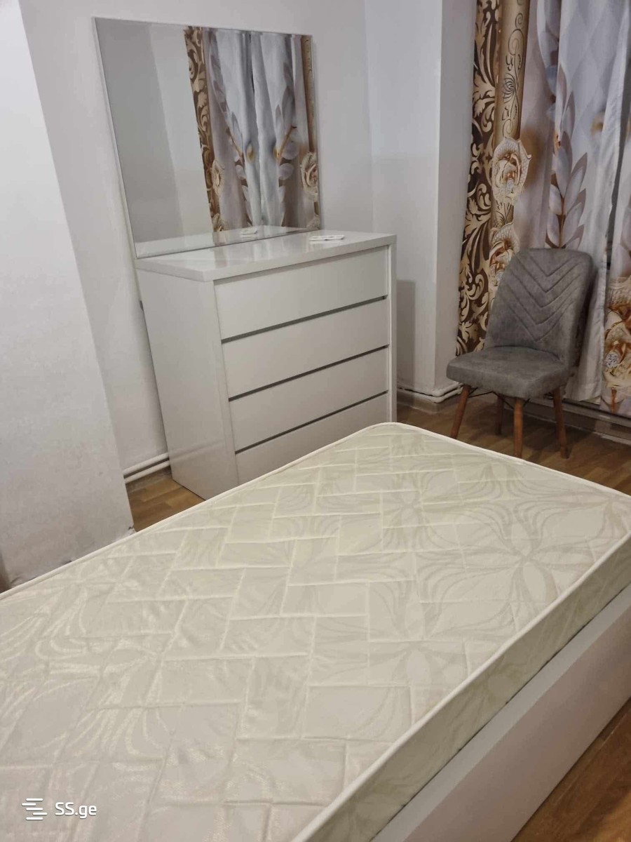 Guramishvili ave (Nadzaladevi) 33 - 4 rooms