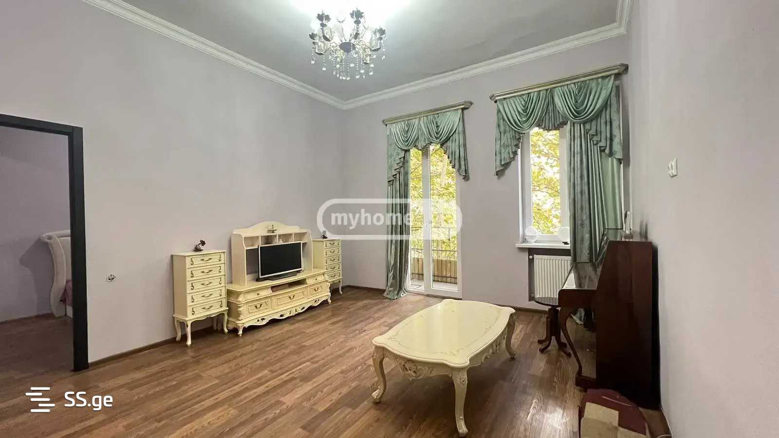 kostava st. - 3 rooms