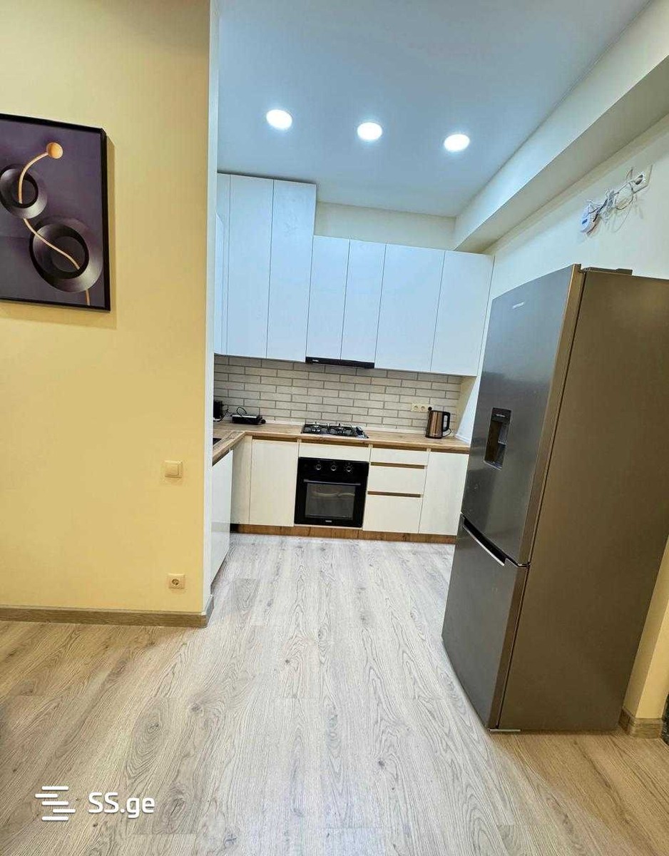 mirckhulava st. 9 - 3 rooms