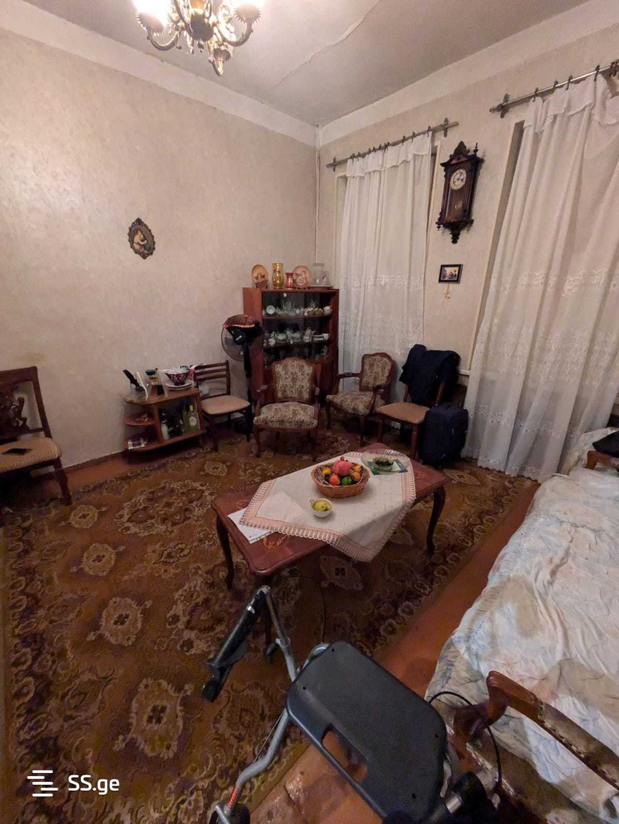 zurabishvili st. 59 - 4 rooms