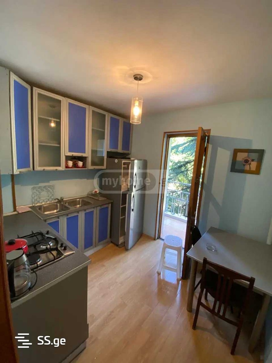 bakhtrioni st. - 3 rooms