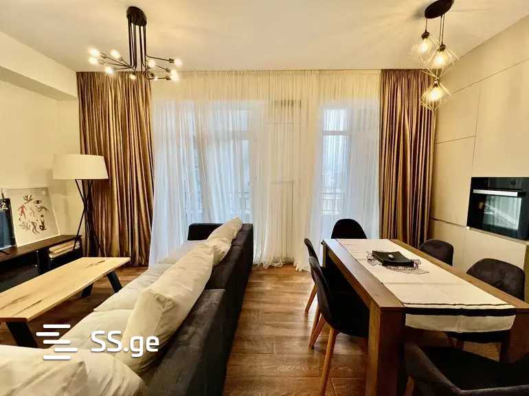 Lisi lake - 3 rooms