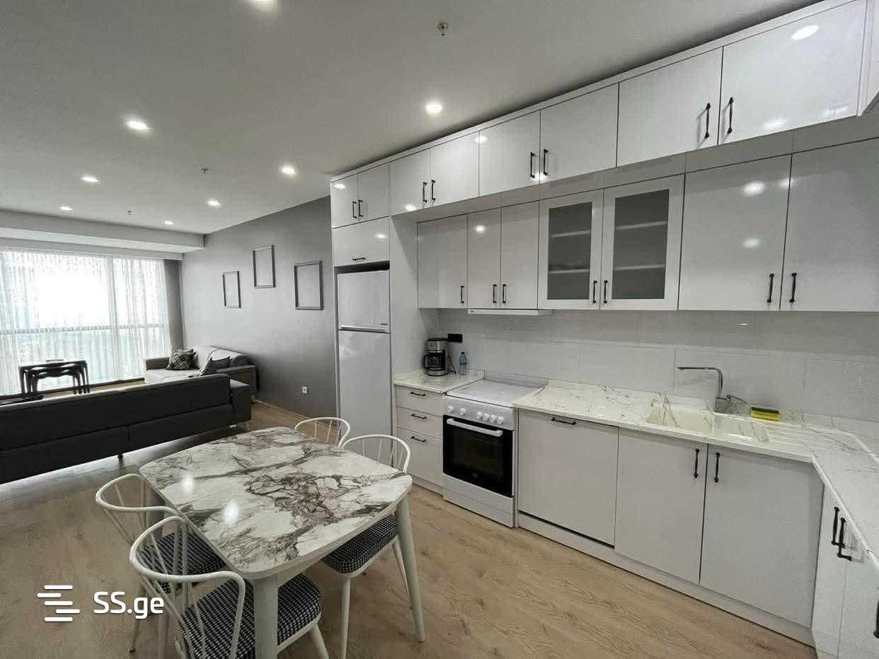 Sh. Rustaveli Ave. 4 - 3 rooms