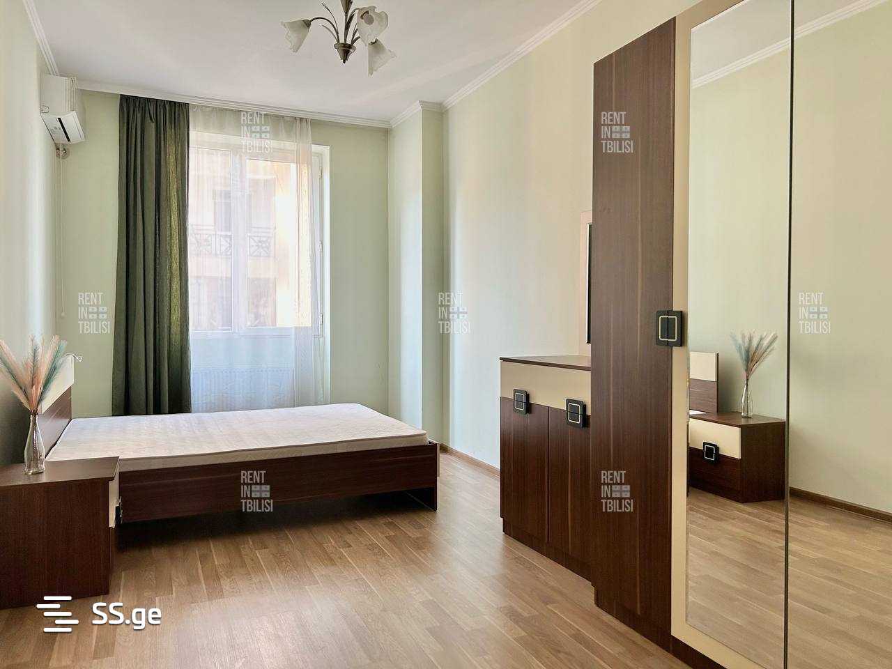 janashia st. 22 - 3 rooms