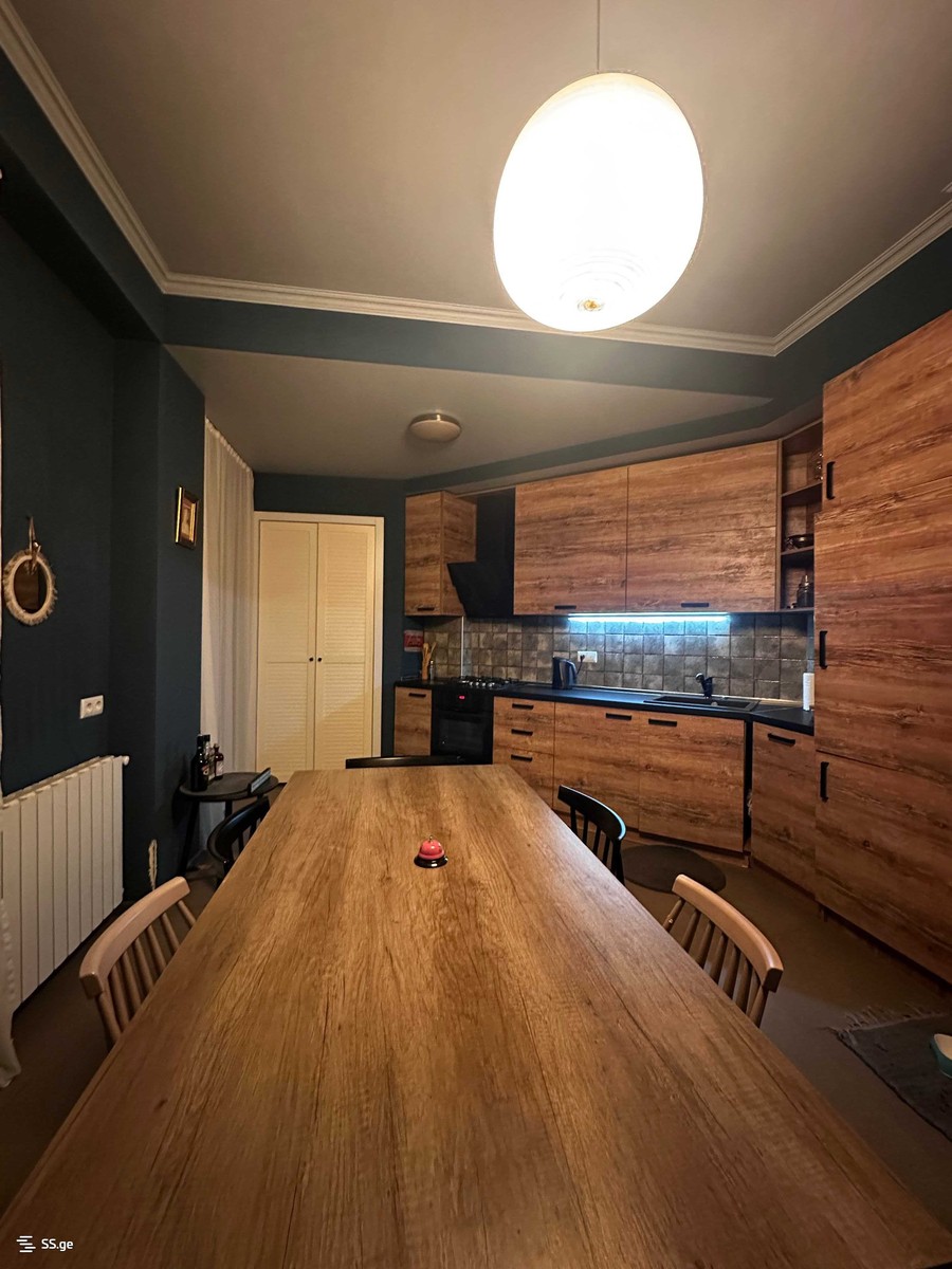 chovelidze st. 8 - 3 rooms