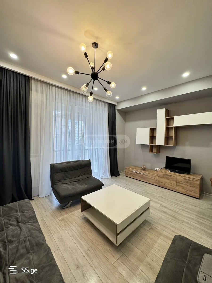 bakhtrioni st. 23 - 2 rooms