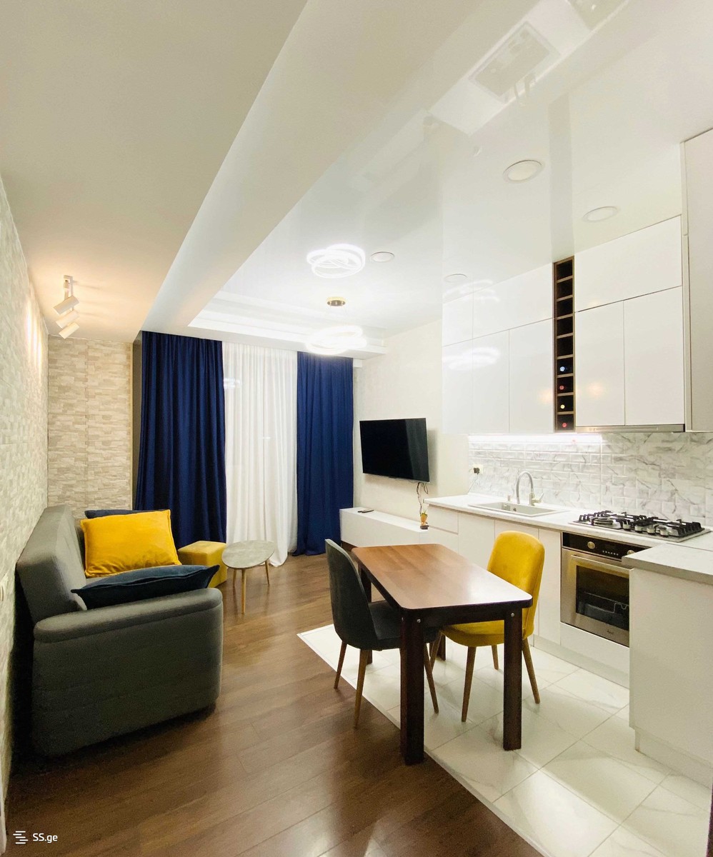 mshvelidze st. 1 - 3 rooms