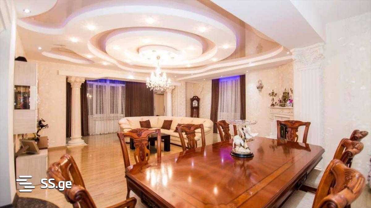 s. chikovani st. 2/7 - 4 rooms