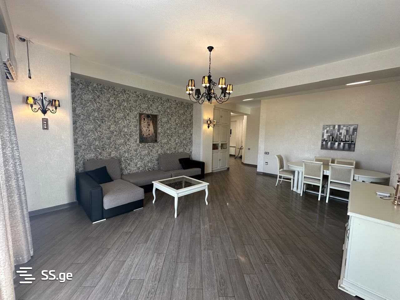 chikovani st. 1 - 4 rooms