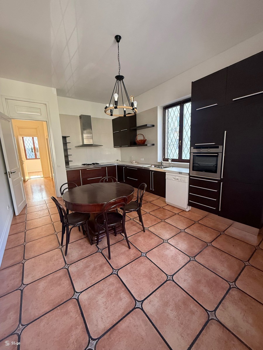 i. abashidze st. - 6 rooms