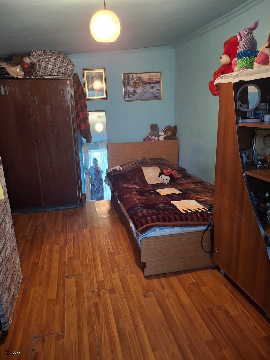 kindzmarauli st. 1 - 1 rooms