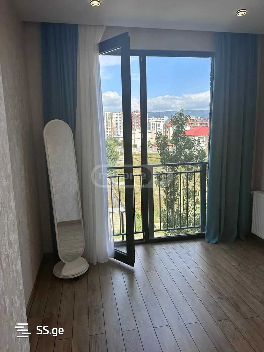 Tinatini st. - 3 rooms