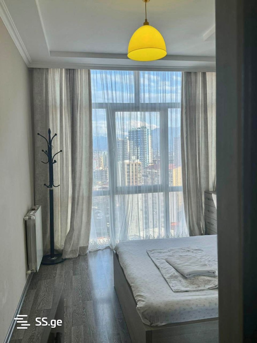 8 - 3 rooms