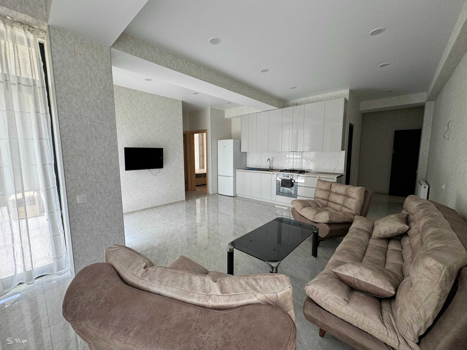 pekini st. - 3 rooms