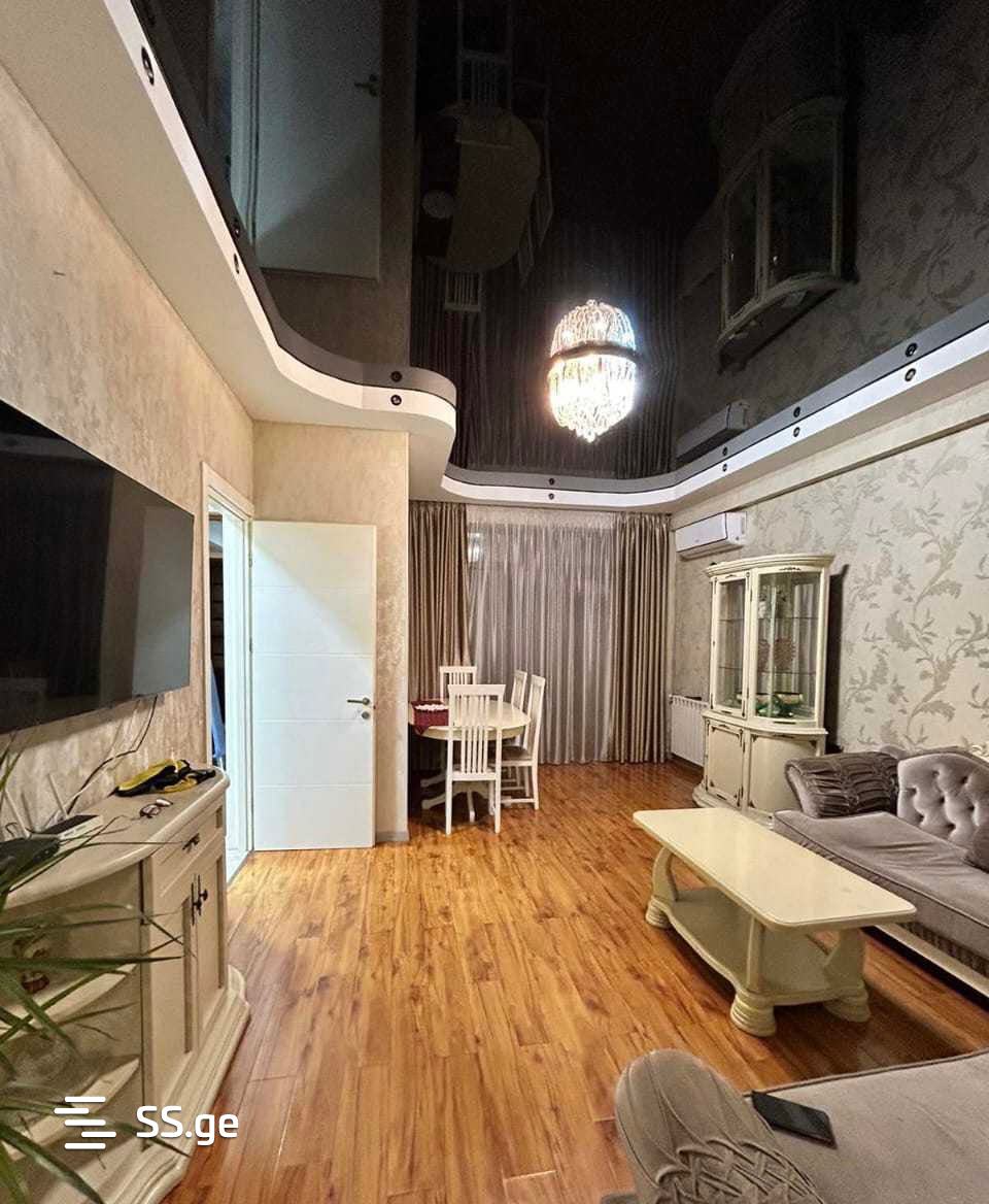Burdzgla st. 65 - 4 rooms