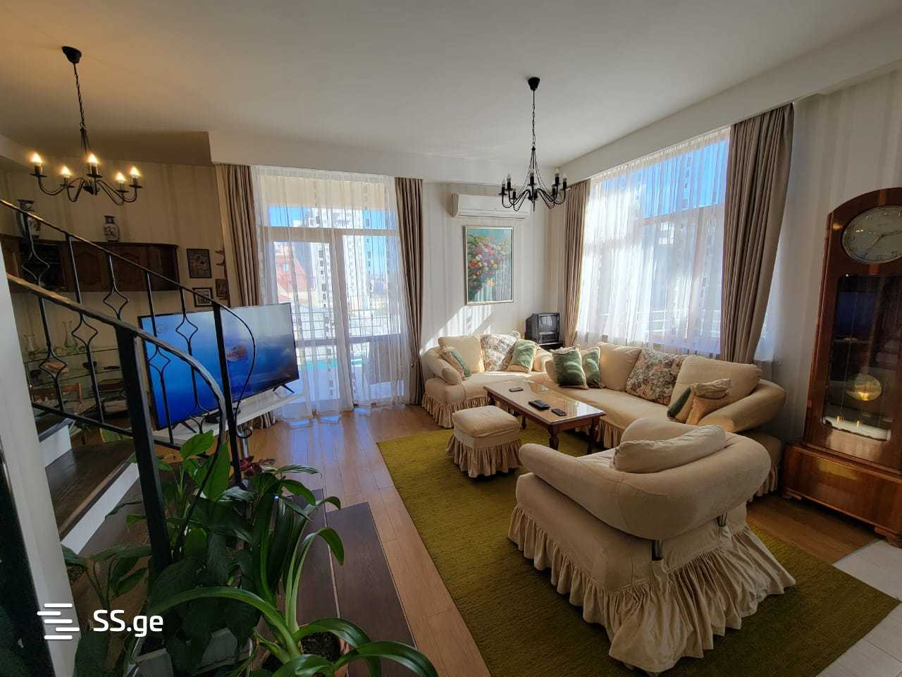 Kazbegi avenue - 7 rooms