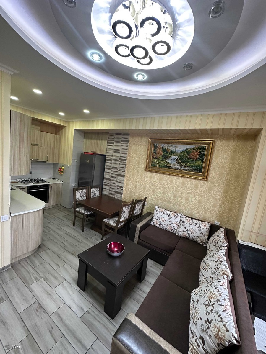 a.wereTlis avenue 10 - 3 rooms