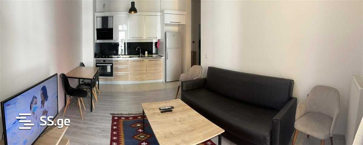 Bob walsh st. - 3 rooms