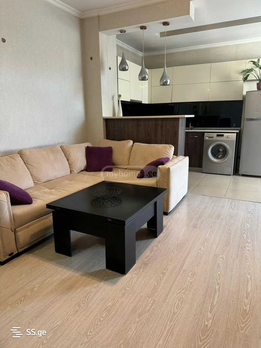 lomtatidze st. - 3 rooms