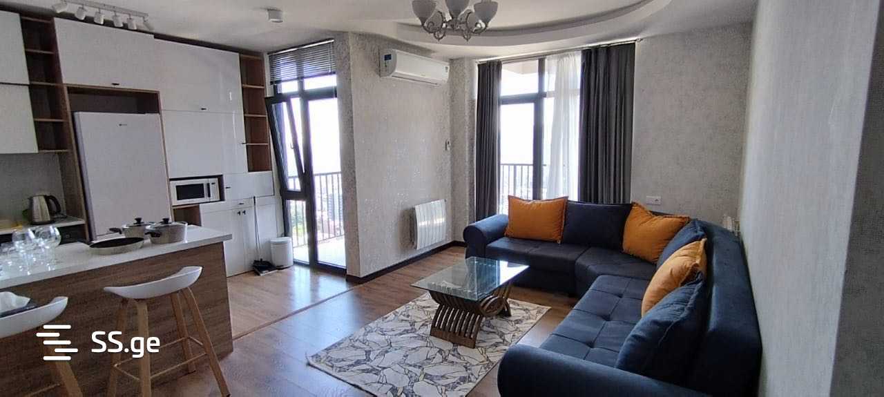 E. Amashukeli st. 23 - 4 rooms