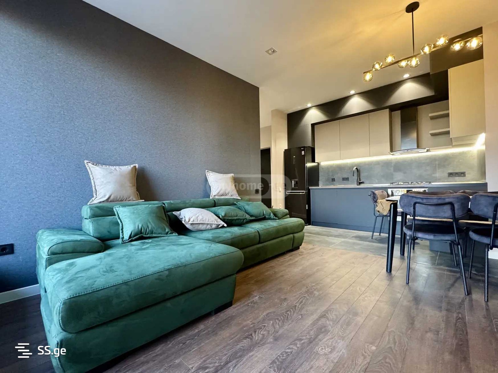 universiteti st. - 3 rooms