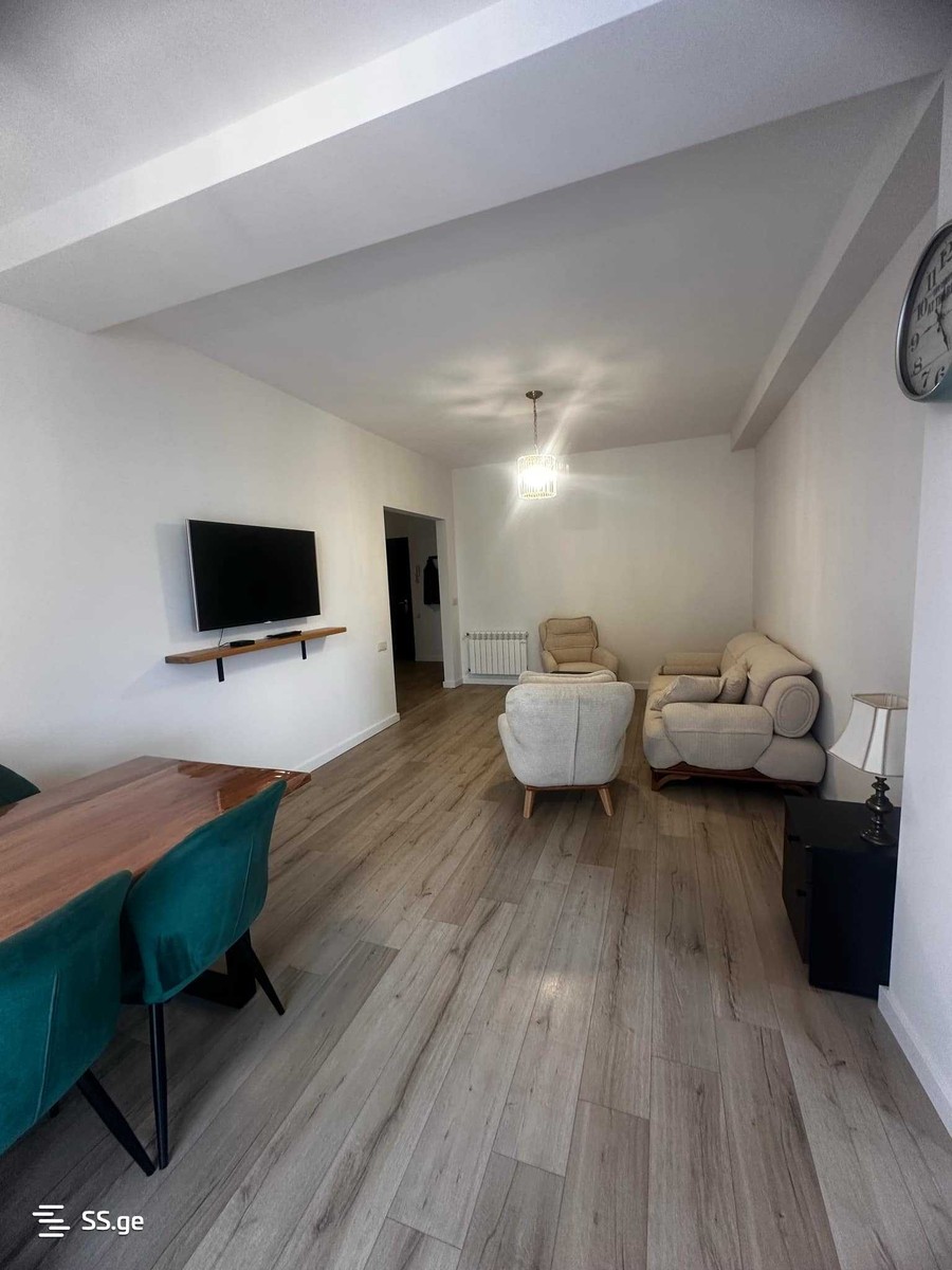 chovelidze st. 6 - 4 rooms