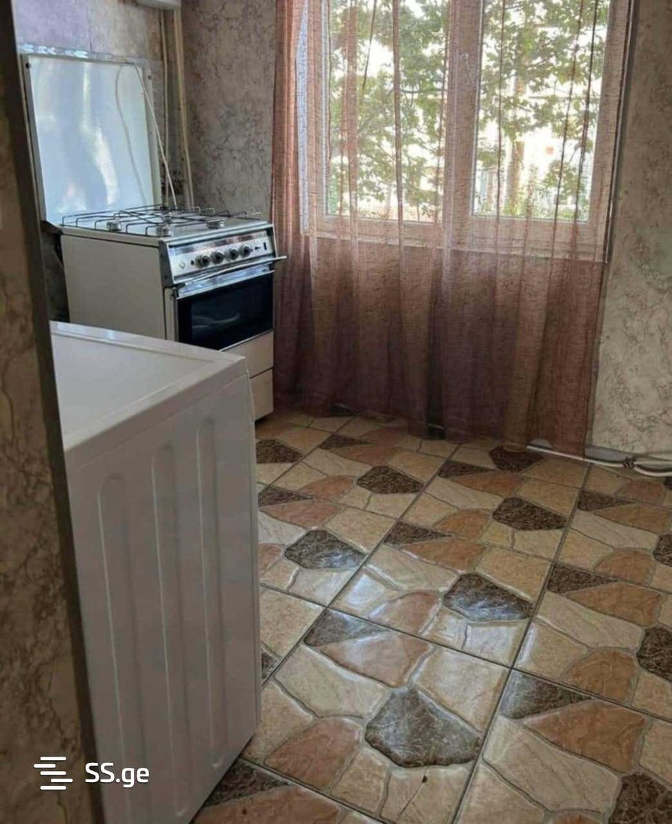 ... - 1 rooms