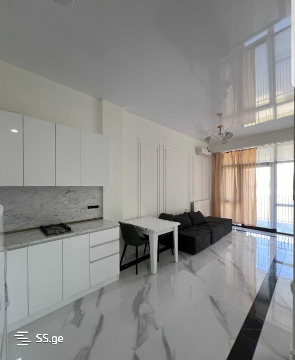 Bob walsh st. - 2 rooms