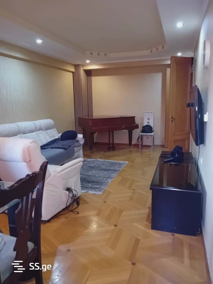 balanchivadze st. 40 - 3 rooms
