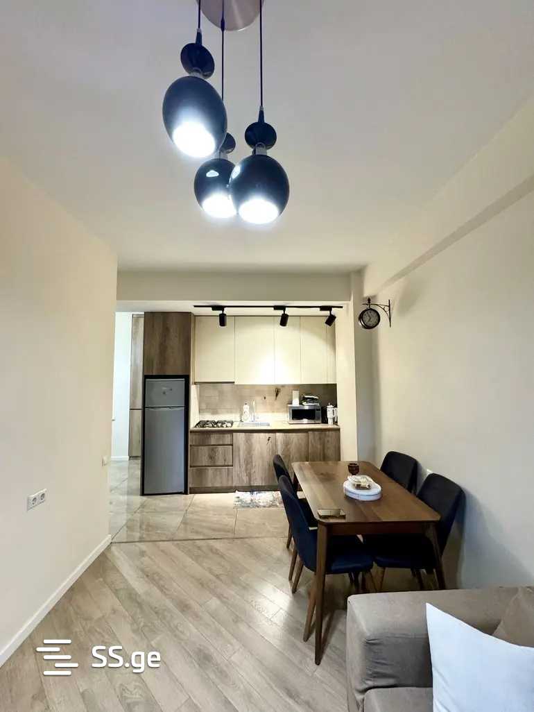 Avalishvili st. 8 - 2 rooms