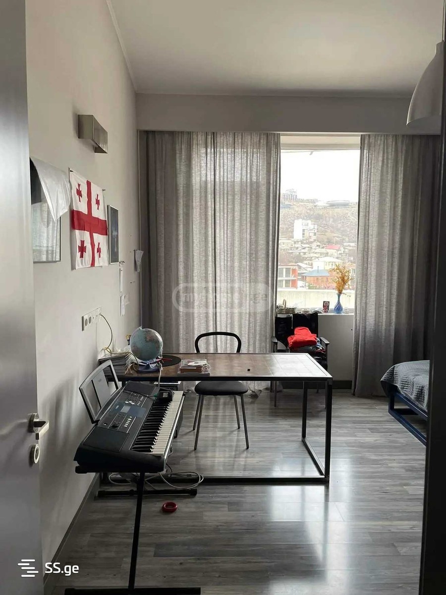 nucubidze st. 14 - 4 rooms