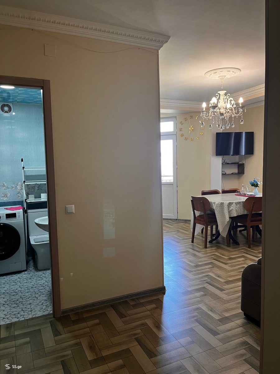 Abkhazia st. 10 - 3 rooms
