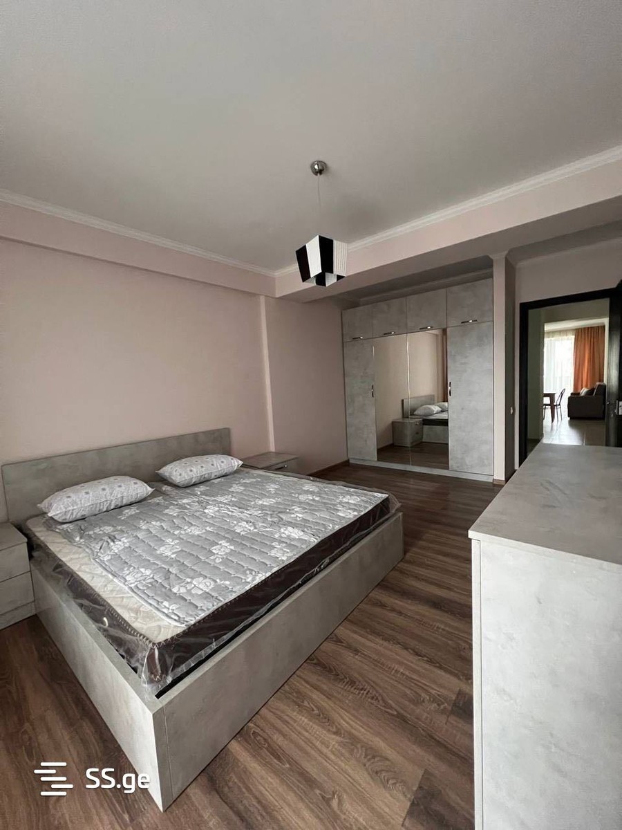 navtlugi st. 10 - 3 rooms