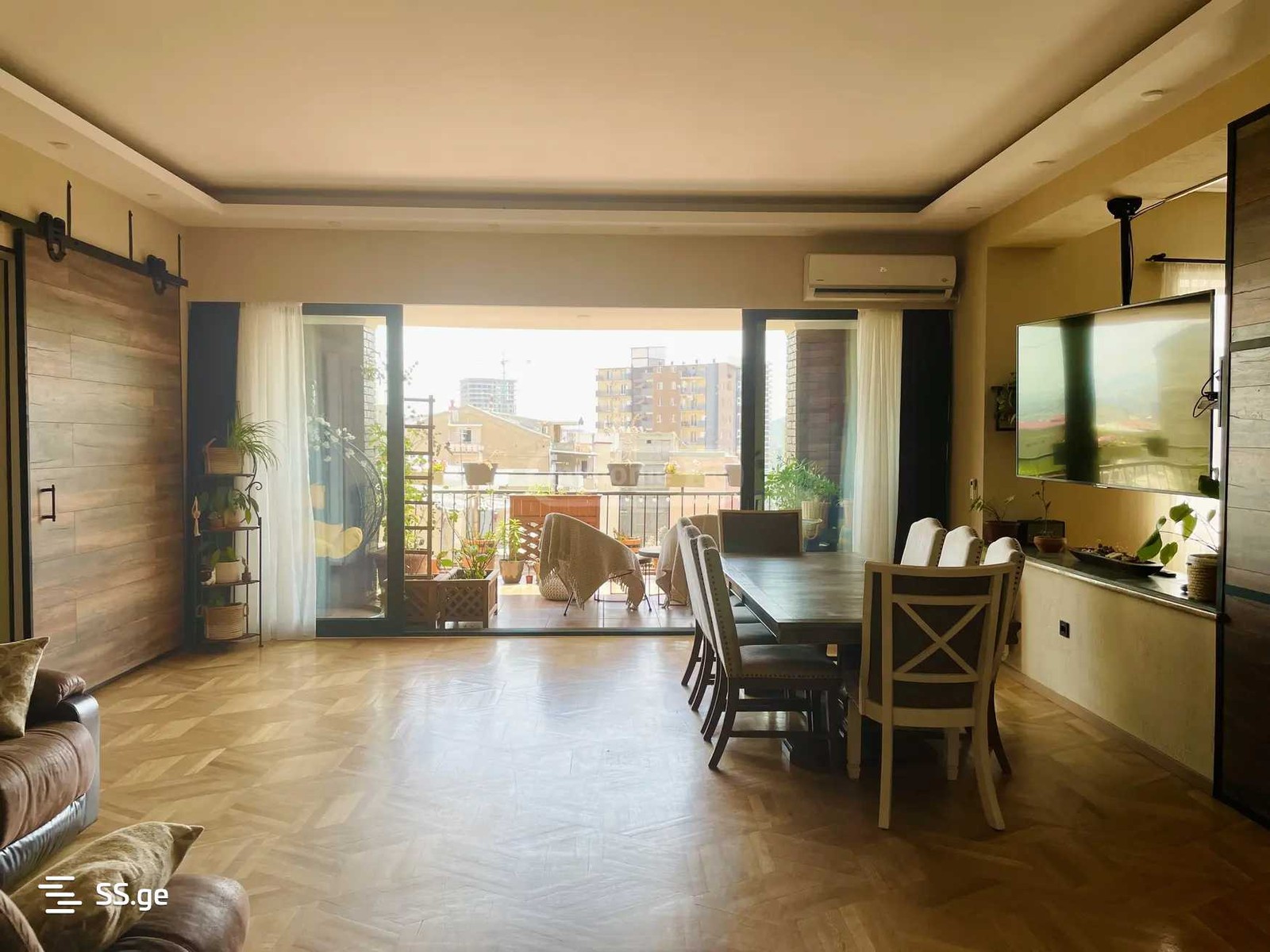 gazapkhuli st. - 6 rooms