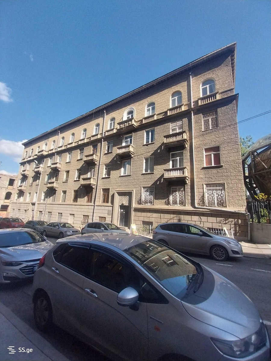 Meskhia st. 1ა - 3 rooms