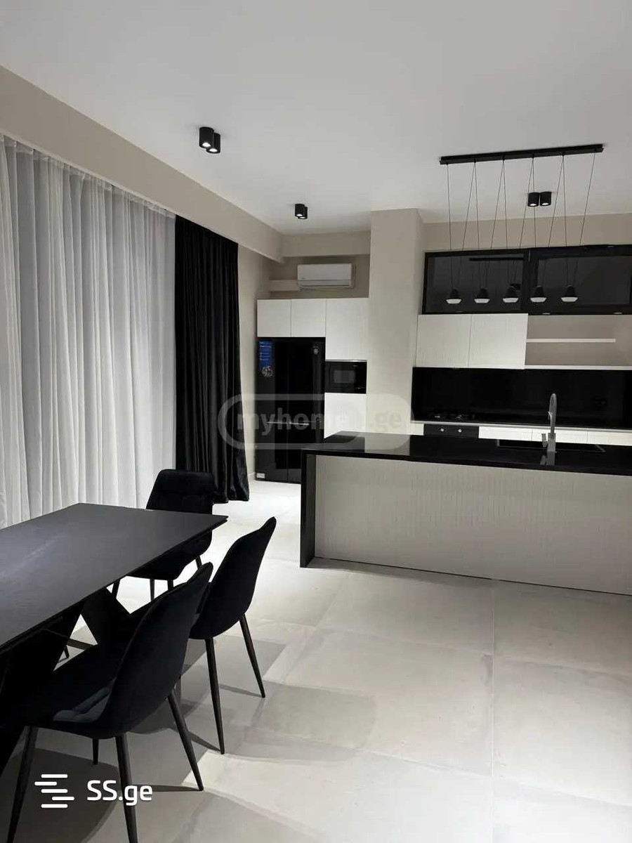Giorgi Danelia st. - 6 rooms