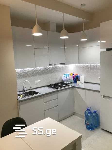 parnavaz mepe avenue 35 - 3 rooms