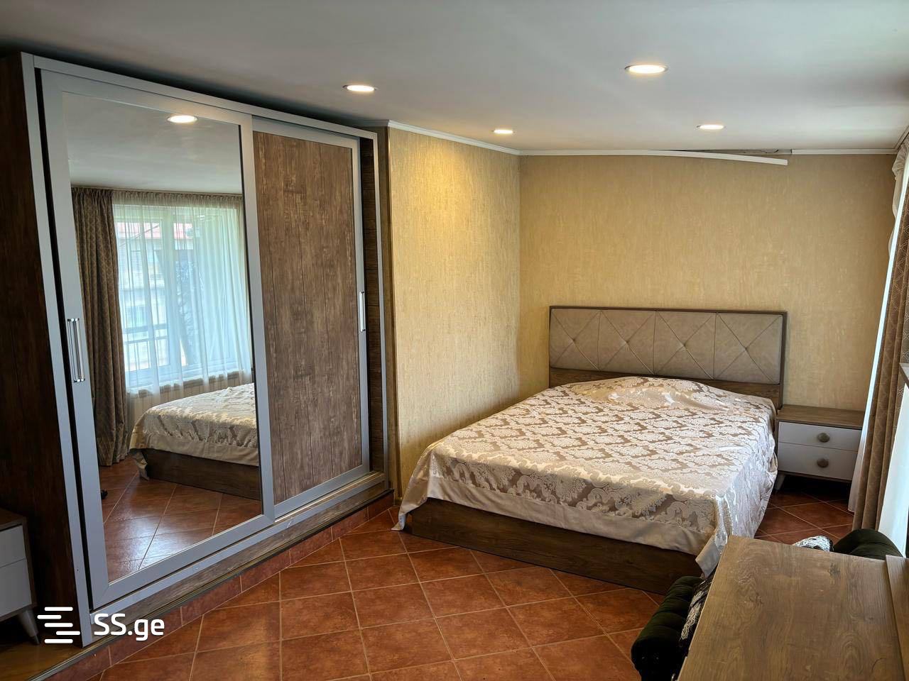 nucubidze st. 13 - 5 rooms