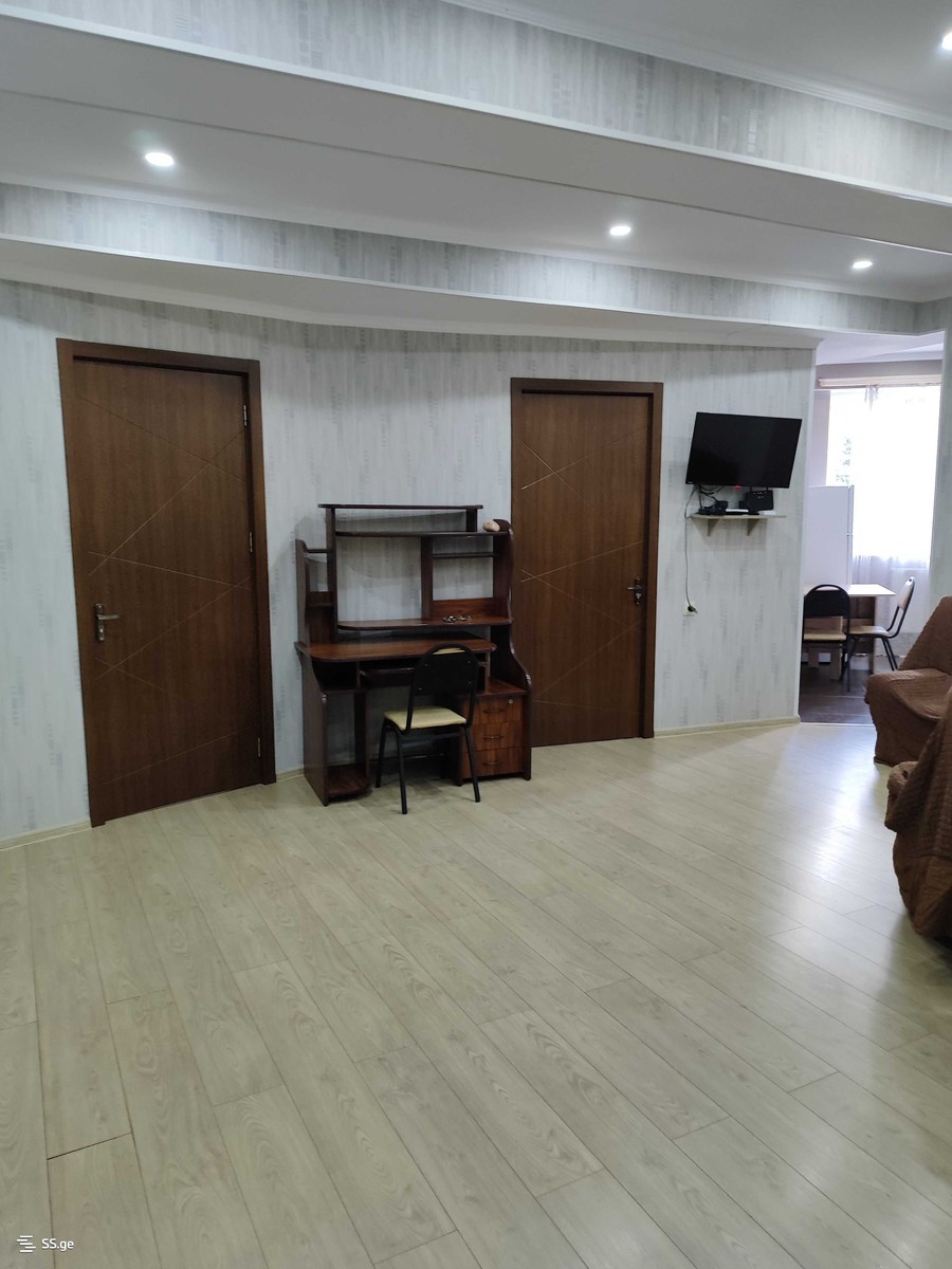 petre imeri st. - 3 rooms