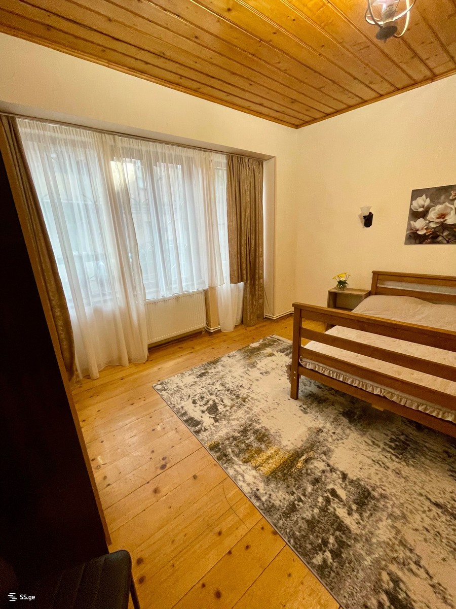 toidze st. 20 - 3 rooms