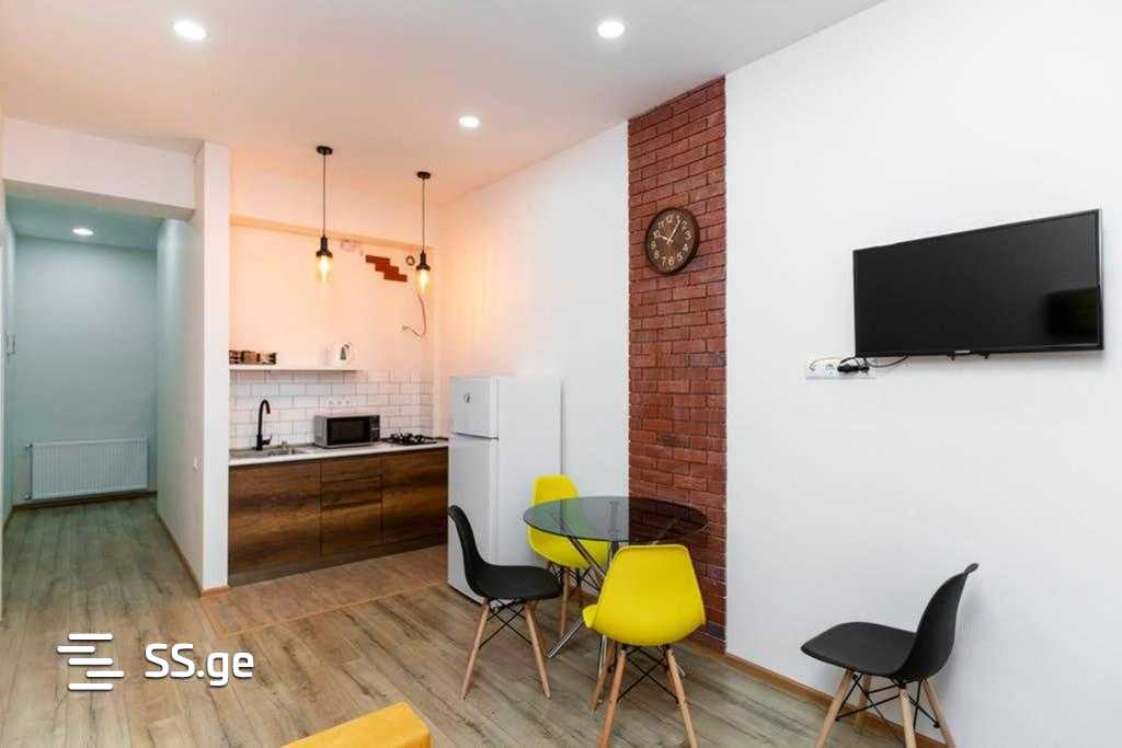 Квартира gutani st. 18