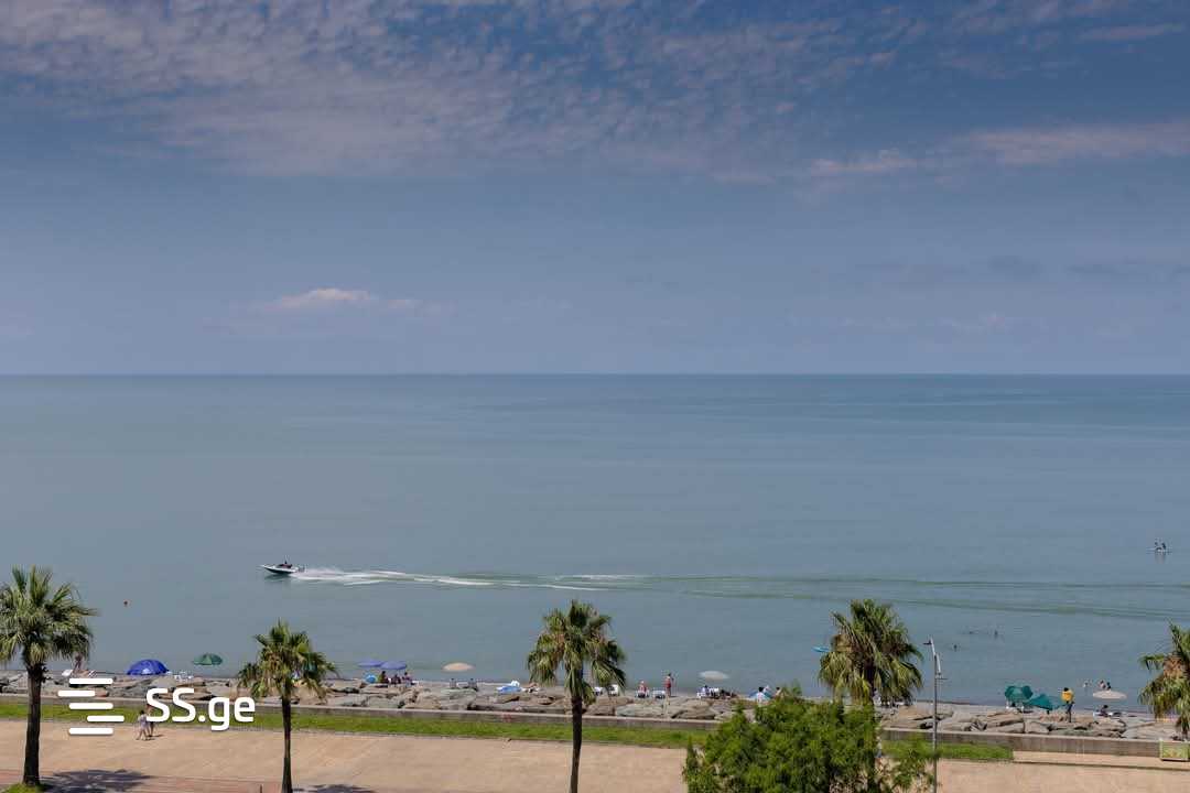 Lech and Maria Kaczynski street 28 - 3 rooms