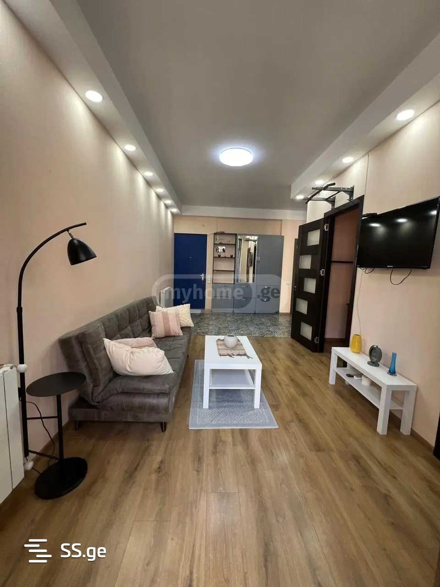 O.Lortkipanidze st. - 3 rooms