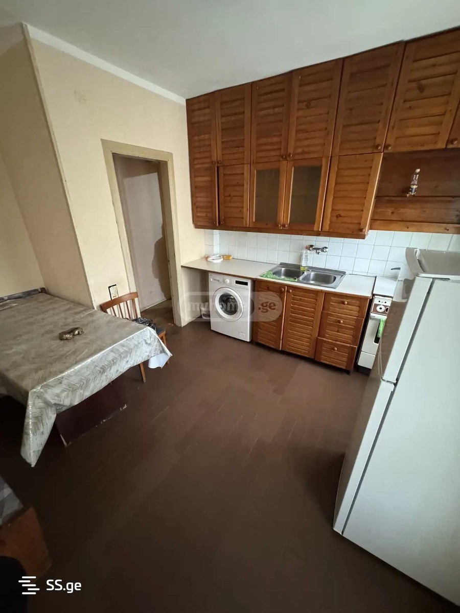 godziashvili st. 5 - 3 rooms