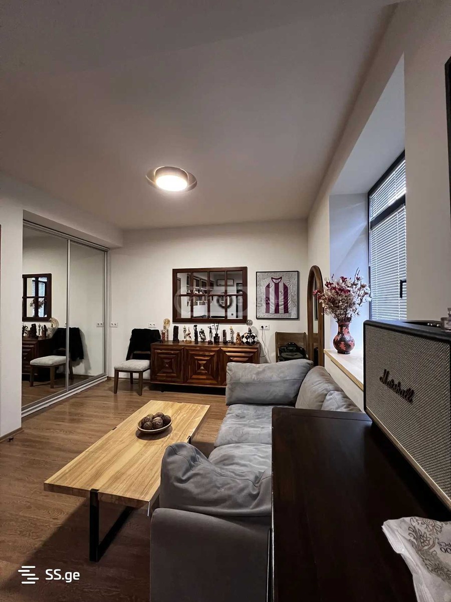 Nekerchkhli st. - 8 rooms
