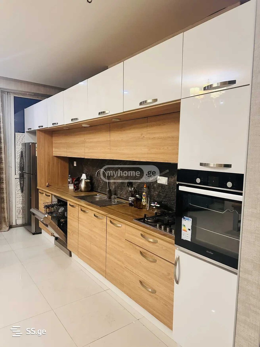Marshal Archil Gelovani Ave. - 4 rooms