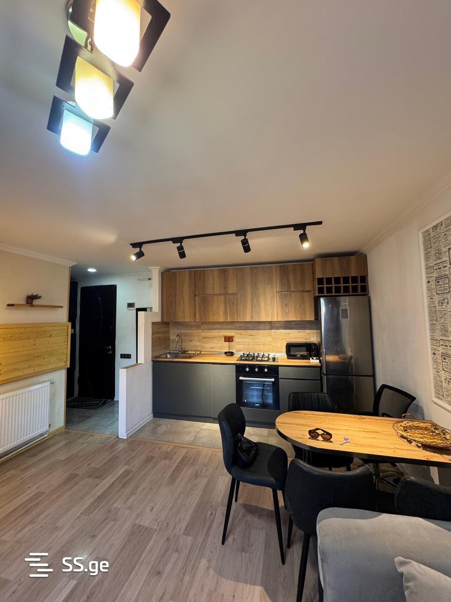 pekini st. 17 - 2 rooms