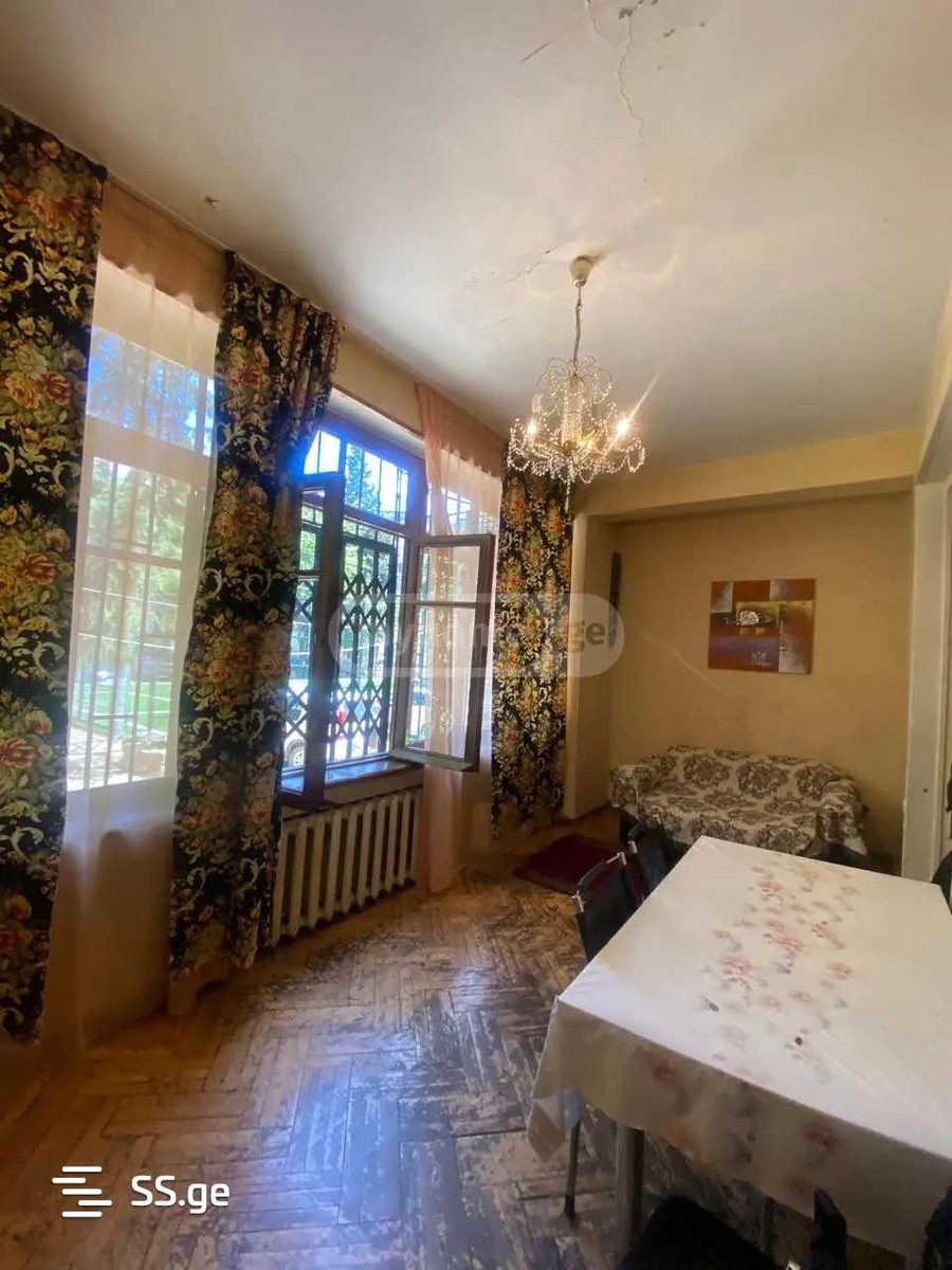 pekini st. 3 - 2 rooms