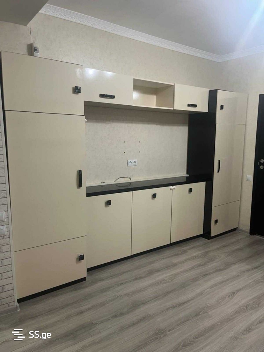nasidze st. 8 - 1 rooms