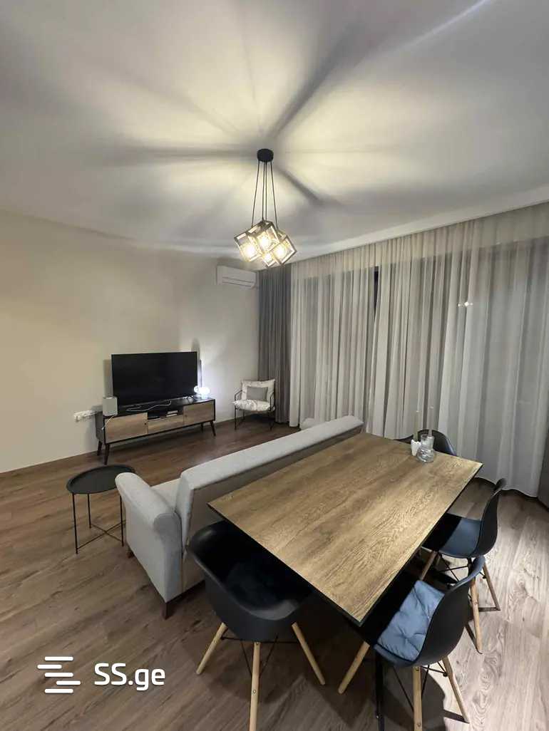 Lisi lake - 2 rooms